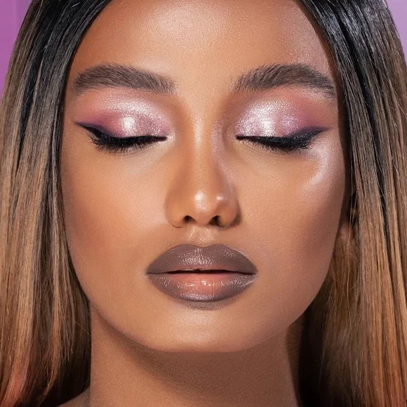 NATASHA DENONA Love Face Eyeshadow & Cheek Palette